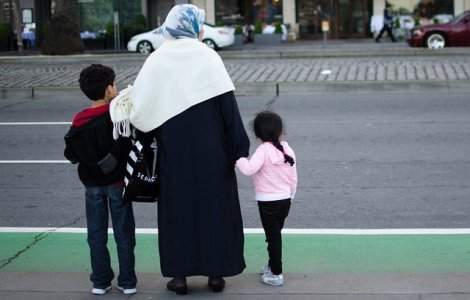 Un barbat, tata a 9 copii, a aflat dupa 35 ani de mariaj ca e infertil