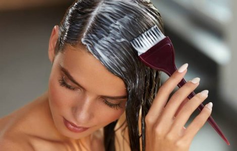  Top  Iti pot face mai mult rau decat bine! 9 trucuri de frumusete in care sa nu mai crezi