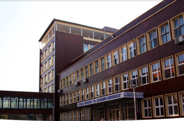 Un barbat a murit dupa ce s-a aruncat de la etajul cinci al Spitalului municipal Hunedoara