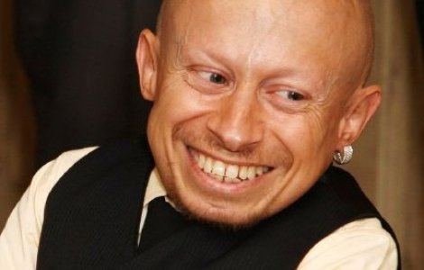 Actorul Verne Troyer a murit la 49 de ani
