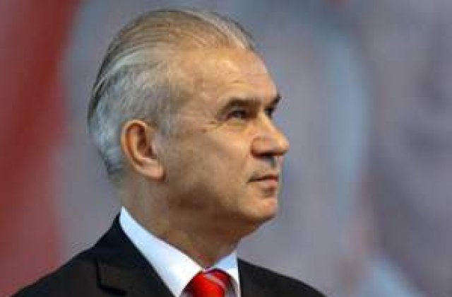 Iordanescu catre Balint: 'Sa nu promita ca va castiga titlul in acest sezon'