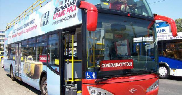 Traseu turistic cu autobuze supraetajate prin Bucuresti