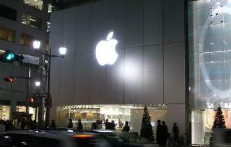 Pretul unei actiuni Apple a trecut de 400 de dolari