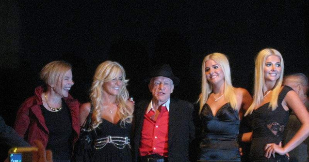 Crystal Harris dezvaluie performantele lui Hefner in pat