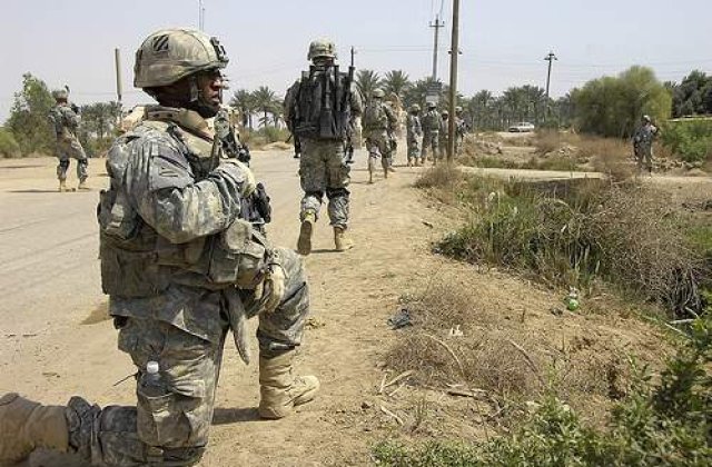 Oficiali SUA: Al-Qaeda se afla "pe marginea prapastiei"