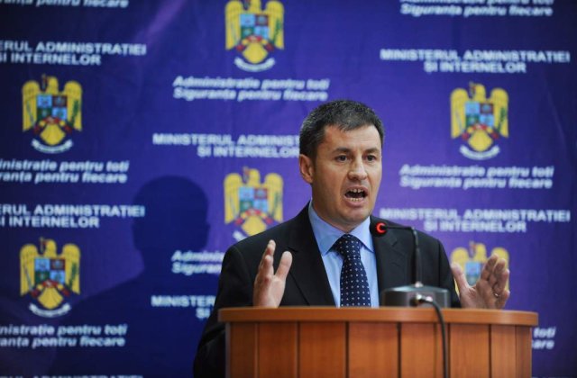 Igas: Abia astept sa discutam despre reforma pe care o fac in MAI