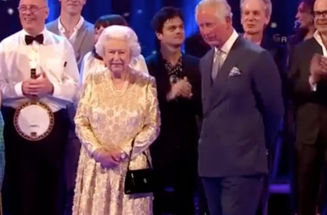 Reactia Reginei Elisabeta a II-a cand Printul Charles ii spune "mami" / VIDEO
