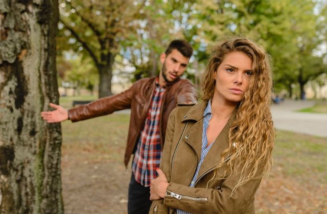 Nu este vorba despre "sedinta de infrumusetare"! De ce au femeile cu 5 ore mai putin timp liber decat barbatii