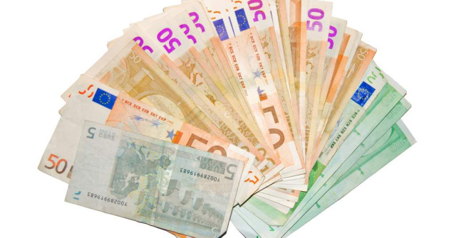 Banii ascunsi in bancile elvetiene vor fi impozitati