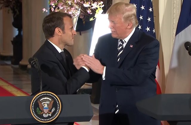 Gesturile de afectiune dintre Macron si Trump starnesc amuzamentul americanilor/ VIDEO