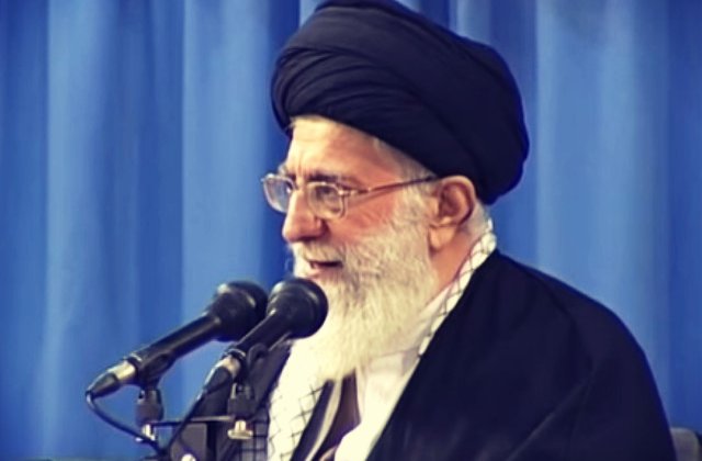 Ayatollahul Khamenei indeamna natiunile musulmane sa se uneasca impotriva SUA
