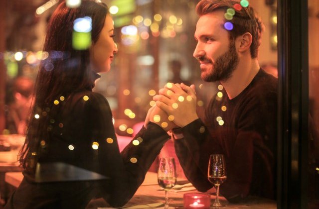 Cele mai enervante lucruri care se pot intampla la prima intalnire