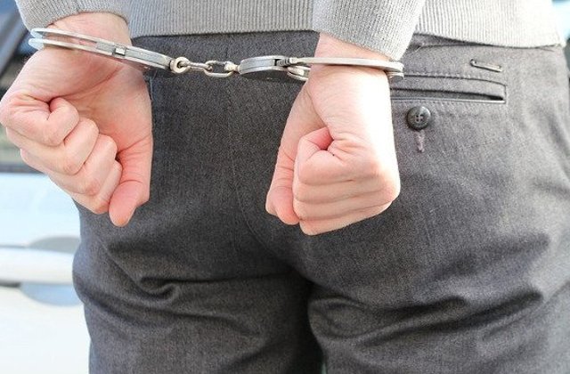 Roman condamnat la 22 de ani de inchisoare pentru omor in Spania, adus in tara pentru executarea pedepsei