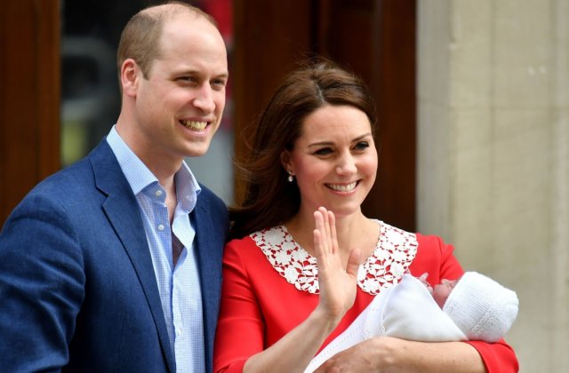 Kate Middleton si printul William au anuntat numele fiului lor