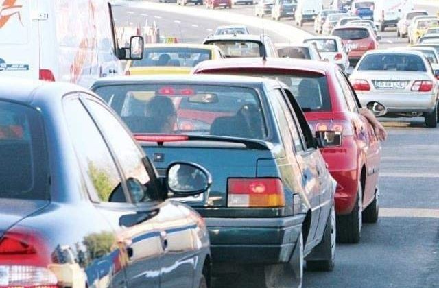 Infotrafic: Pe Valea Prahovei se circula bara la bara