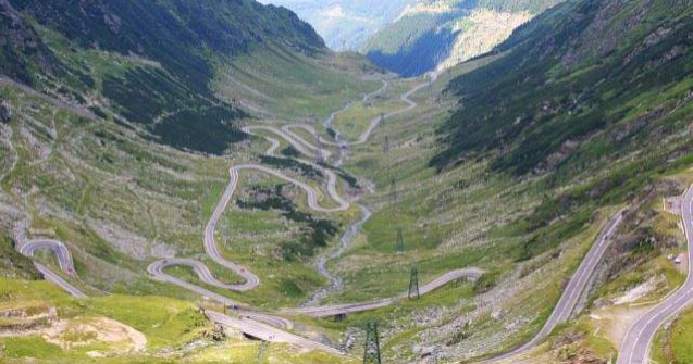 Adolescent muscat de sarpe pe Transfagarasan, transportat cu elicopterul la Bucuresti