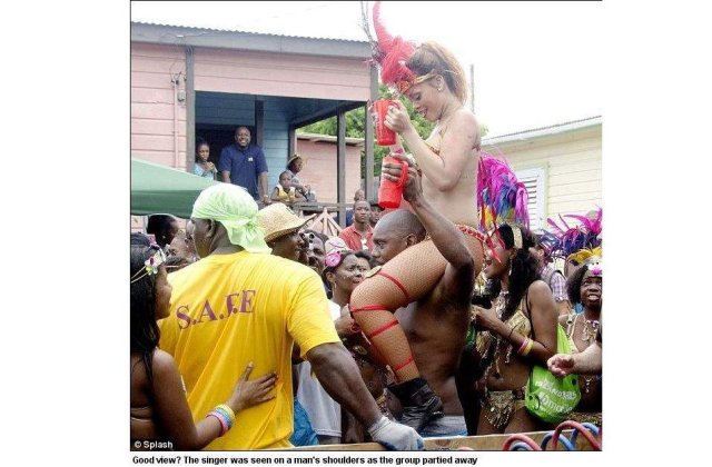 [VIDEO] Rihanna promoveaza turismul dezbracata