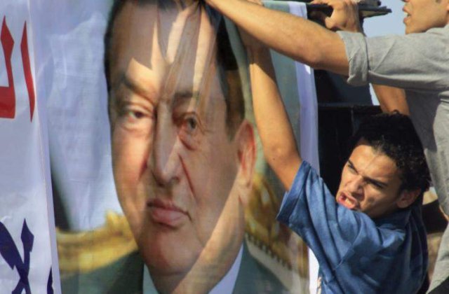 Procesul lui Mubarak amanat pentru 2 saptamani