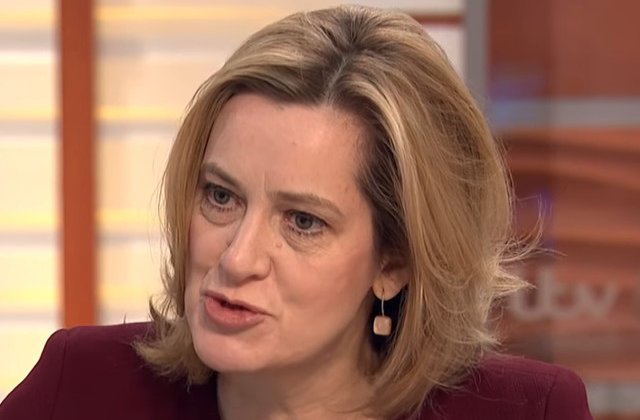 Amber Rudd, ministrul britanic de Interne, a demisionat in urma dezvaluirilor privind tratamentul aplicat imigrantilor