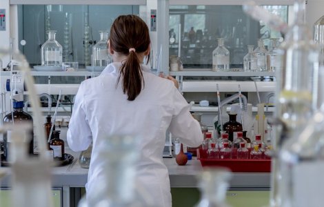 Romani infectati cu rujeola, de negasit in Canada