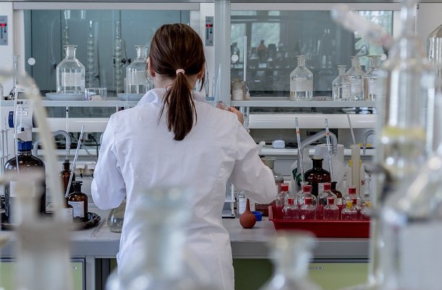 Romani infectati cu rujeola, de negasit in Canada