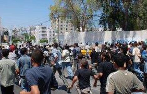 Romanii nu vor sa paraseasca Fasia Gaza, desi au primit autorizatie