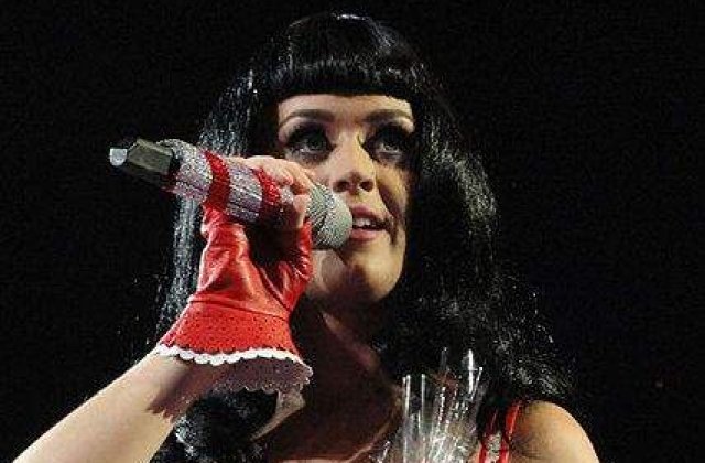 Katy Perry rescrie istoria topurilor muzicale americane