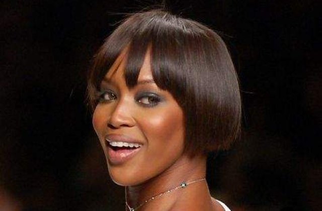 Naomi Campbell se aseaza la casa ei