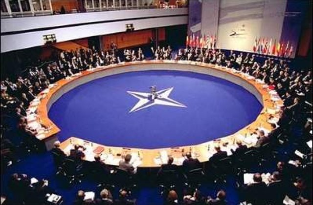 NATO - Campanie in Siria si atac in Iran?
