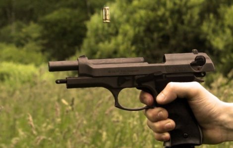 Un subofiter de la o unitate militara din Focsani s-a sinucis cu arma din dotare