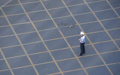 MAI face curatenie: 10.000 de...