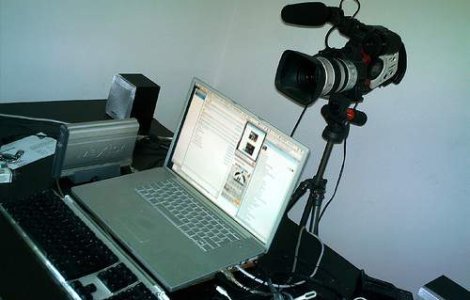 Cea mai profitabila afacere pe timp de criza: Videochat!