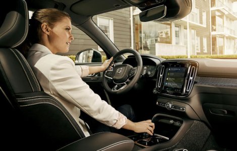 Volvo va integra Google Maps si alte aplicatii Android in viitoarea generatie a sistemului de infotainment Sensus