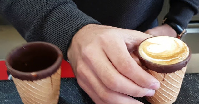 Cestile de cafea comestibile, o inventie prietenoasa cu mediul inconjurator