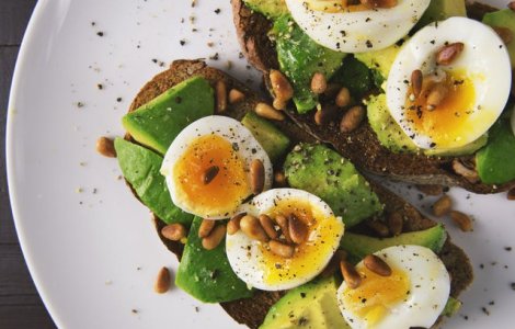 Studiu: Ouale nu cresc riscul cardiovascular in cazul persoanelor cu prediabet si diabet de tipul 2