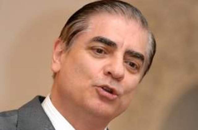 Paul de Romania obtine din nou recunoasterea tatalui sau ca fiu legitim al lui Carol al II-lea