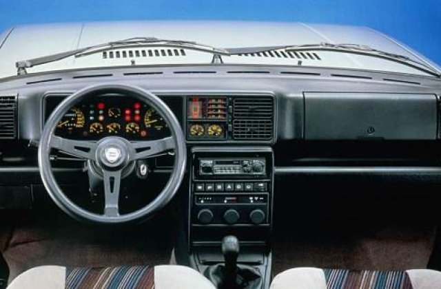 Cum a evoluat bordul masinilor de-a lungul timpului