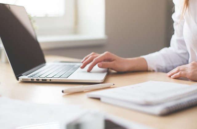 10 mail-uri trimise din greseala pe care destinatarii au regretat ca le-au citit