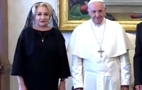 Viorica Dancila, in audienta la Papa Francisc: L-am invitat pe Papa in Romania / VIDEO