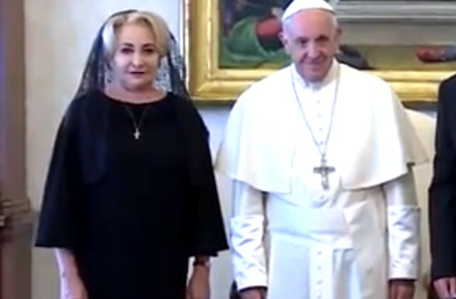 Viorica Dancila, in audienta la Papa Francisc: L-am invitat pe Papa in Romania / VIDEO