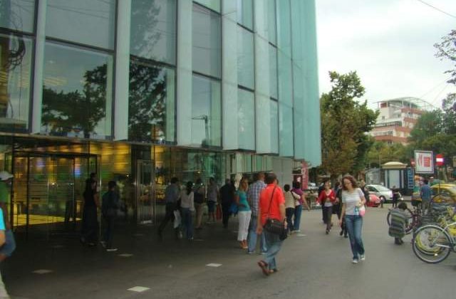 Cum vad romanii de rand noile probleme din pietele externe