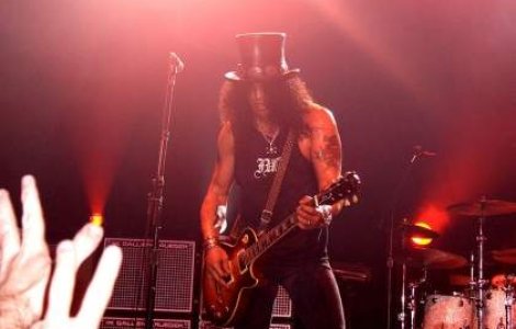 Slash colaboreaza cu Mary J. Blige