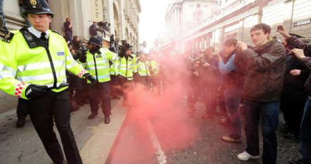 Copiii de bani gata au iesit pe strazile din Londra