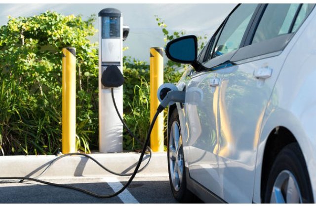 Primaria Cluj-Napoca va achizitiona trei masini electrice pentru Politia Locala