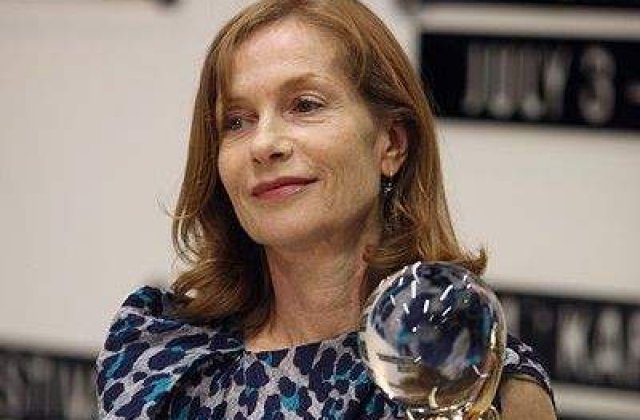 Isabelle Huppert, premiata pentru intreaga cariera