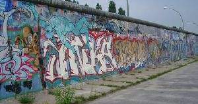 50 de ani de la construirea "Zidului Rusinii"