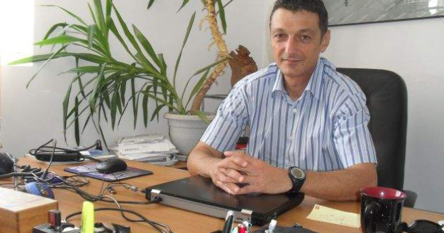 Povestile celor sase romani cu IQ-uri de peste 132 care fac parte din Mensa