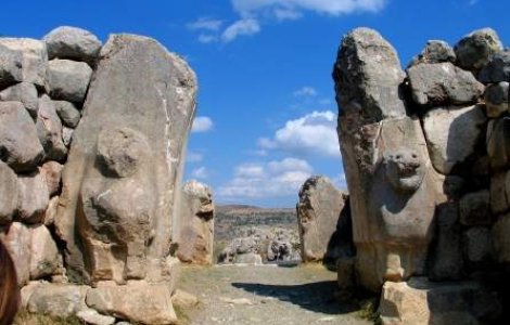  Top  `E a mea, ba a mea`: Cele mai disputate antichitati de pe Glob!