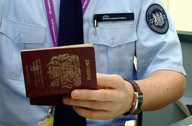 Turistii chinezi din statele UE vor primi vize de tranzit pentru Romania