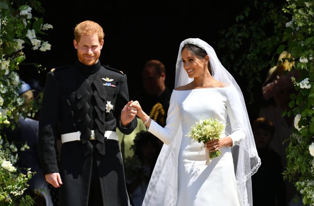 Nunta regala. Meghan Markle, rochie cu trena de cinci metri, creatie Givenchy